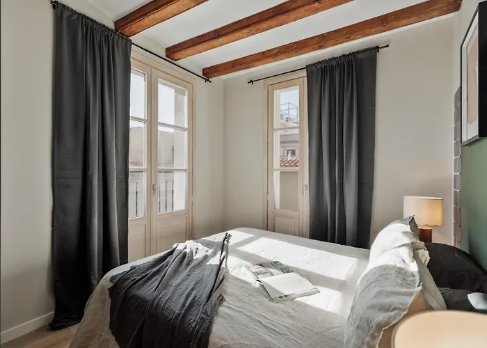 Izmit - 2 Bedrooms And Balcony In Sant Pere *